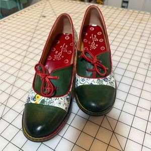 Super Lady Star Green and Red Floral Women's Heels size 9